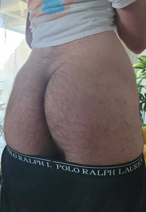 I have a pretty big ass and I learned to like it