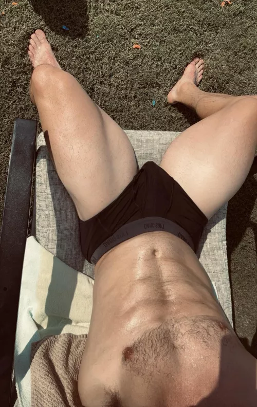 Not sure if my neighbors love me or hate me 😅