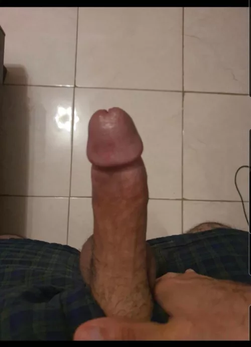 27 Top Cut Cock looking for Bottoms or Jerking Bros Snapchat chemical_rich1 