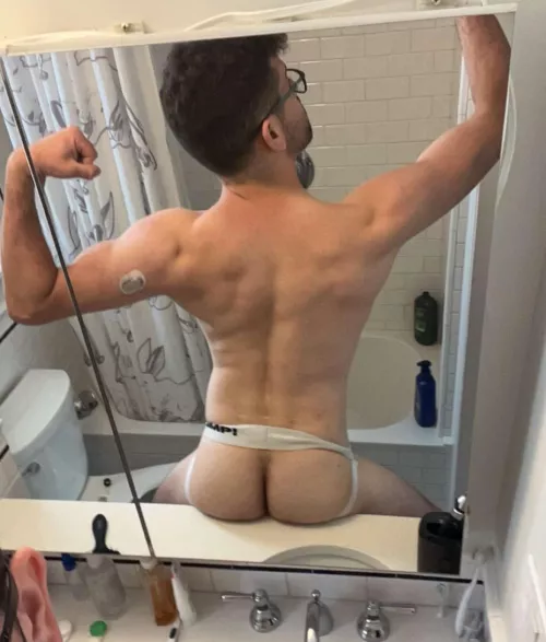 Been gaining a little weight how do I look [25]