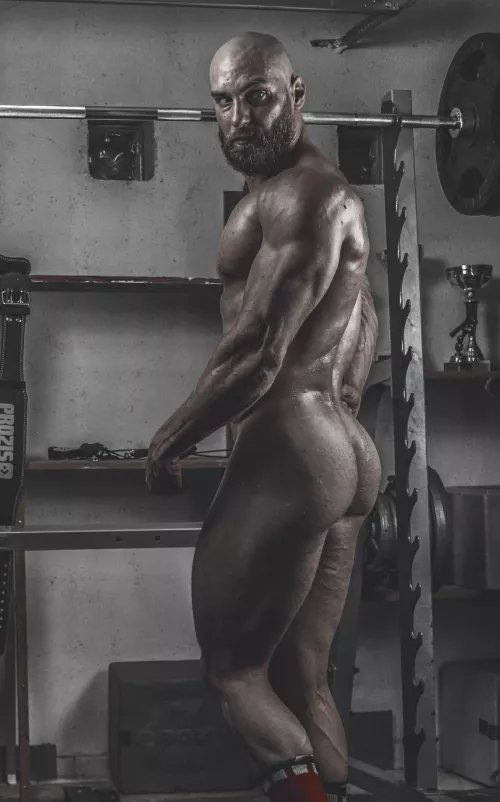 Felt cheeky this morning. [30]