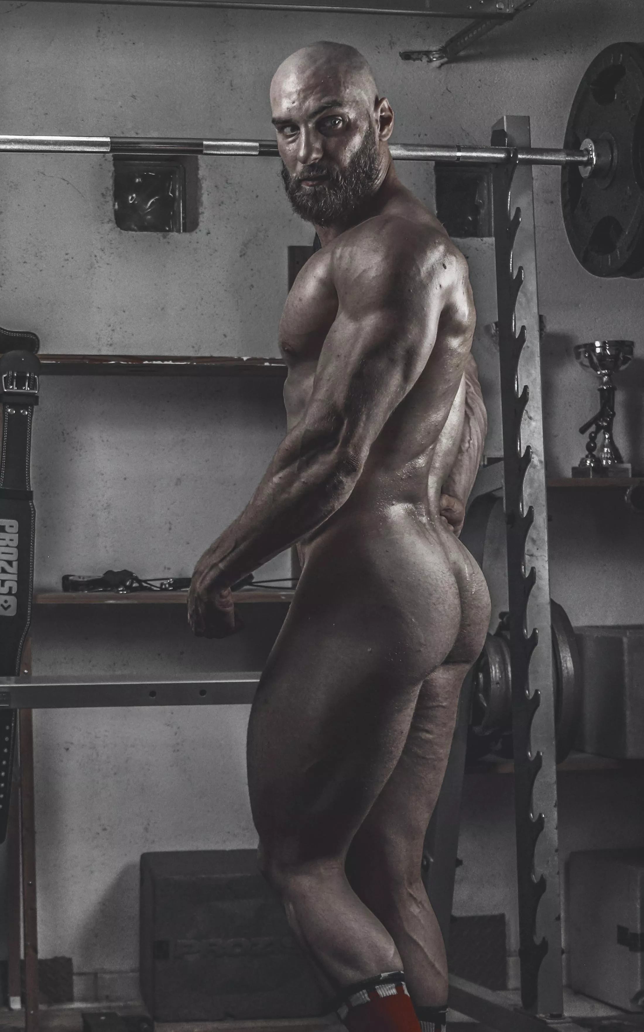 Felt cheeky this morning. [30]