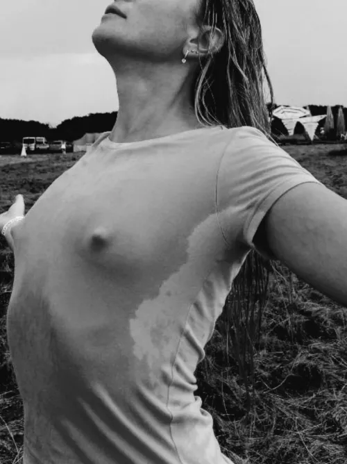 Guess the colour of my shirt