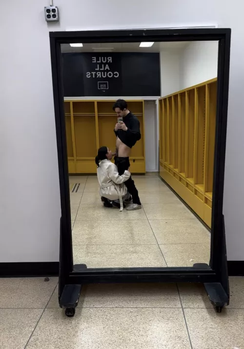 Has anyone ever sucked off the captain in the change room after the game? 😜 