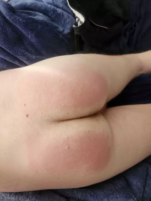 I got 60 spanks for cumming without permission 😖