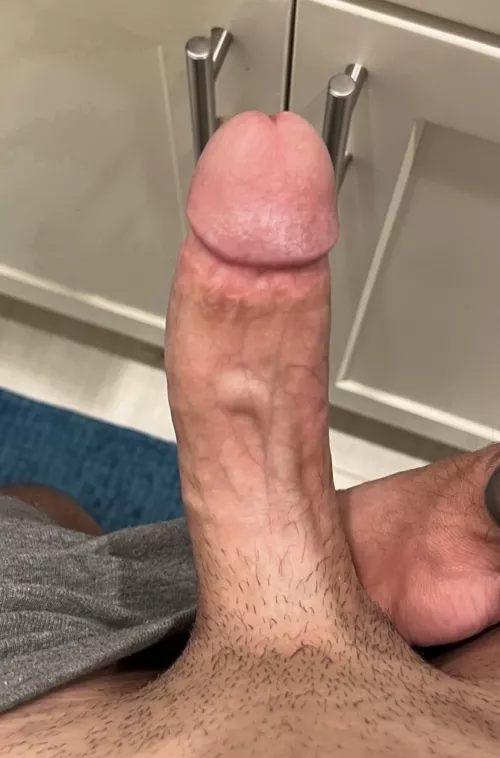 My big cut cock is ready to CUT through your sissy asscheeks and into your virgin asshole 😈🫢