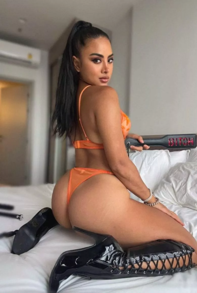 Perfect boots made for an Asian goddess