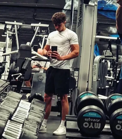 What would you say if i told you I was 32 😈