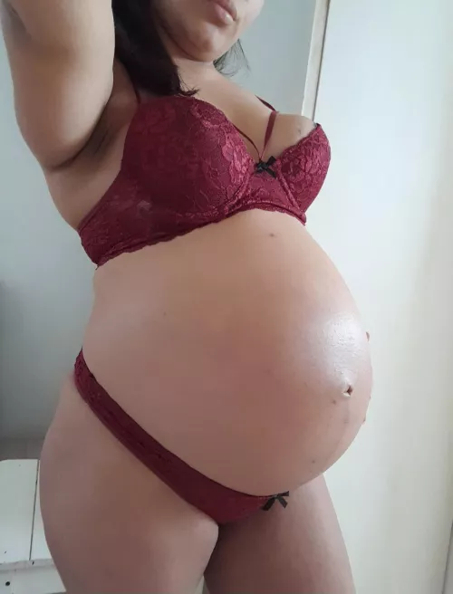 am i too heavy to sit on your face while pregnant?