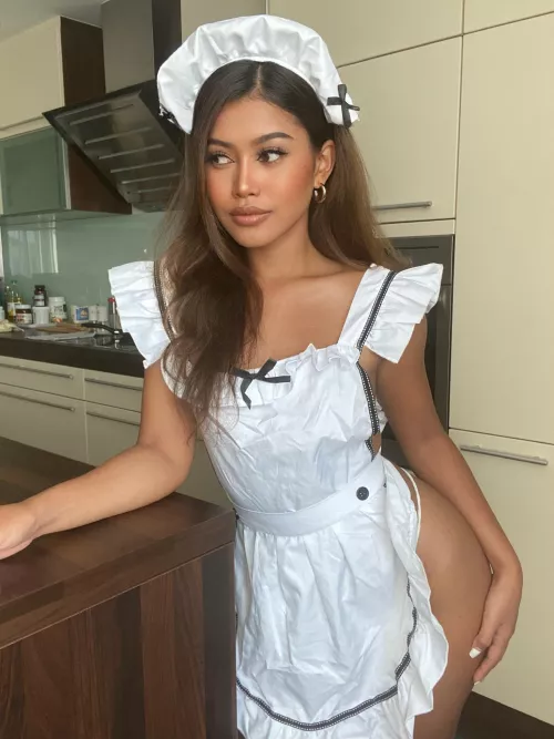 As your maid I shouldn't look at it, but when it's hard I just can't resist