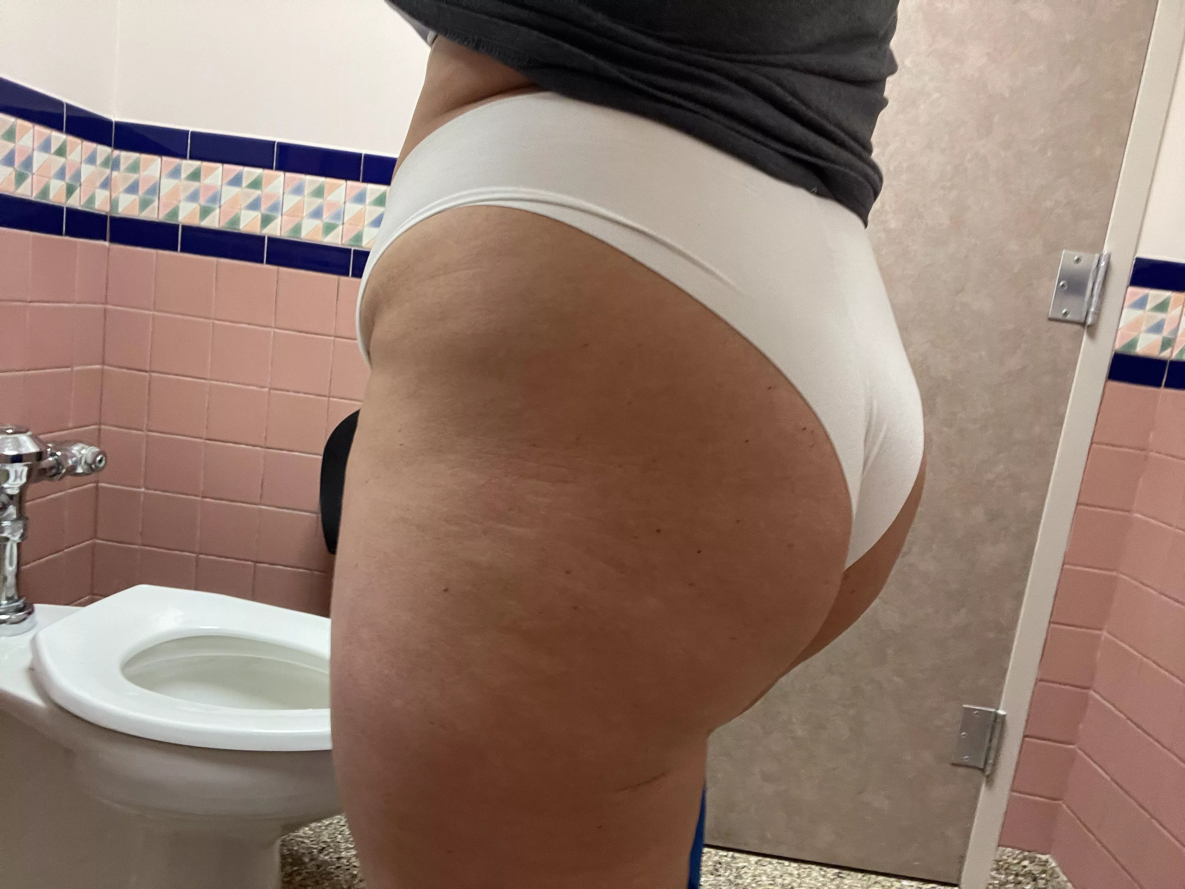 Do you consider this nurse a PAWG