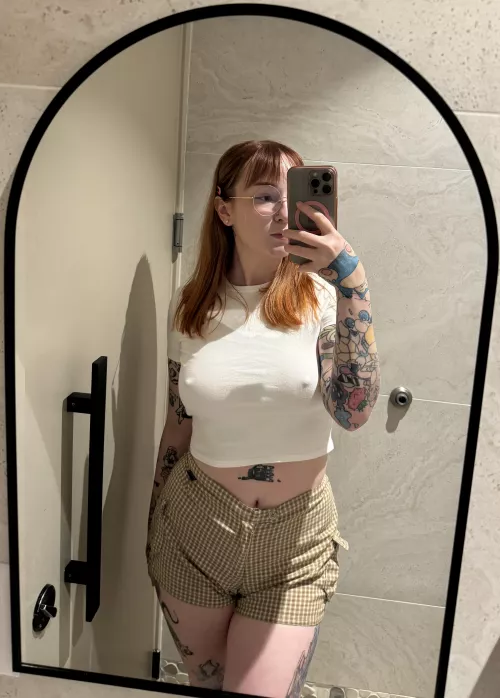 Had to take a selfie in this cute cafe's bathroom, the a/c had my nipples POKIN