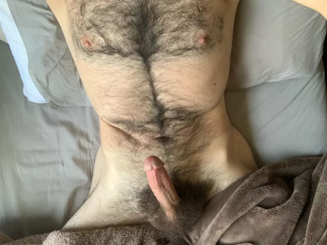 Horny 22 yo dm me