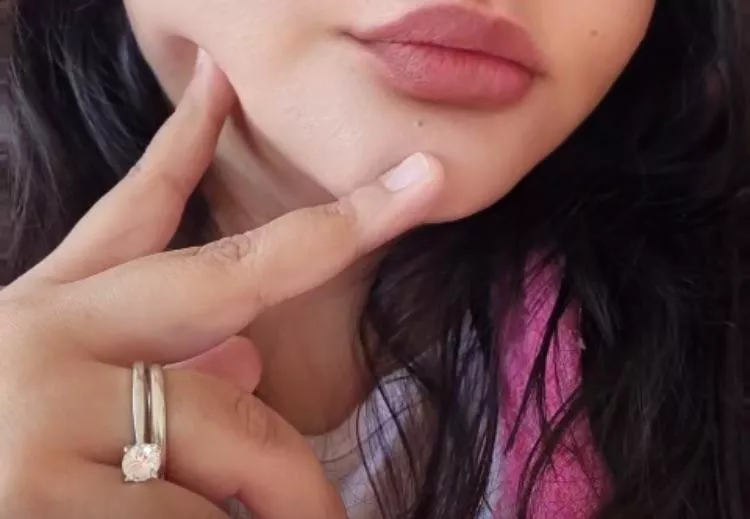 Married women can sometimes be very promiscuous 😏🫦