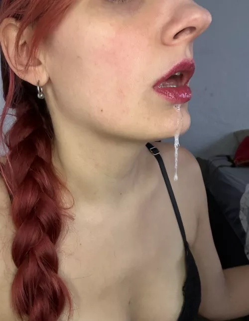 Open mouth - out your tongue - let your brain go in ecstasy 