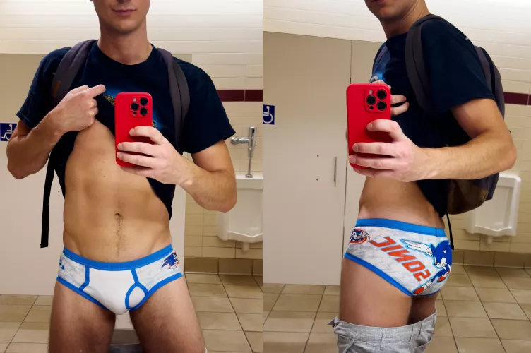 Sega DOES what NintenDONT bro