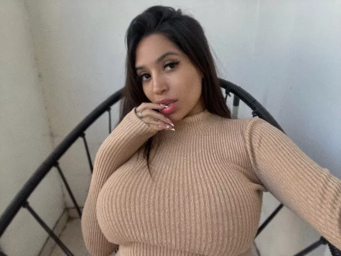 Trying to hide curves