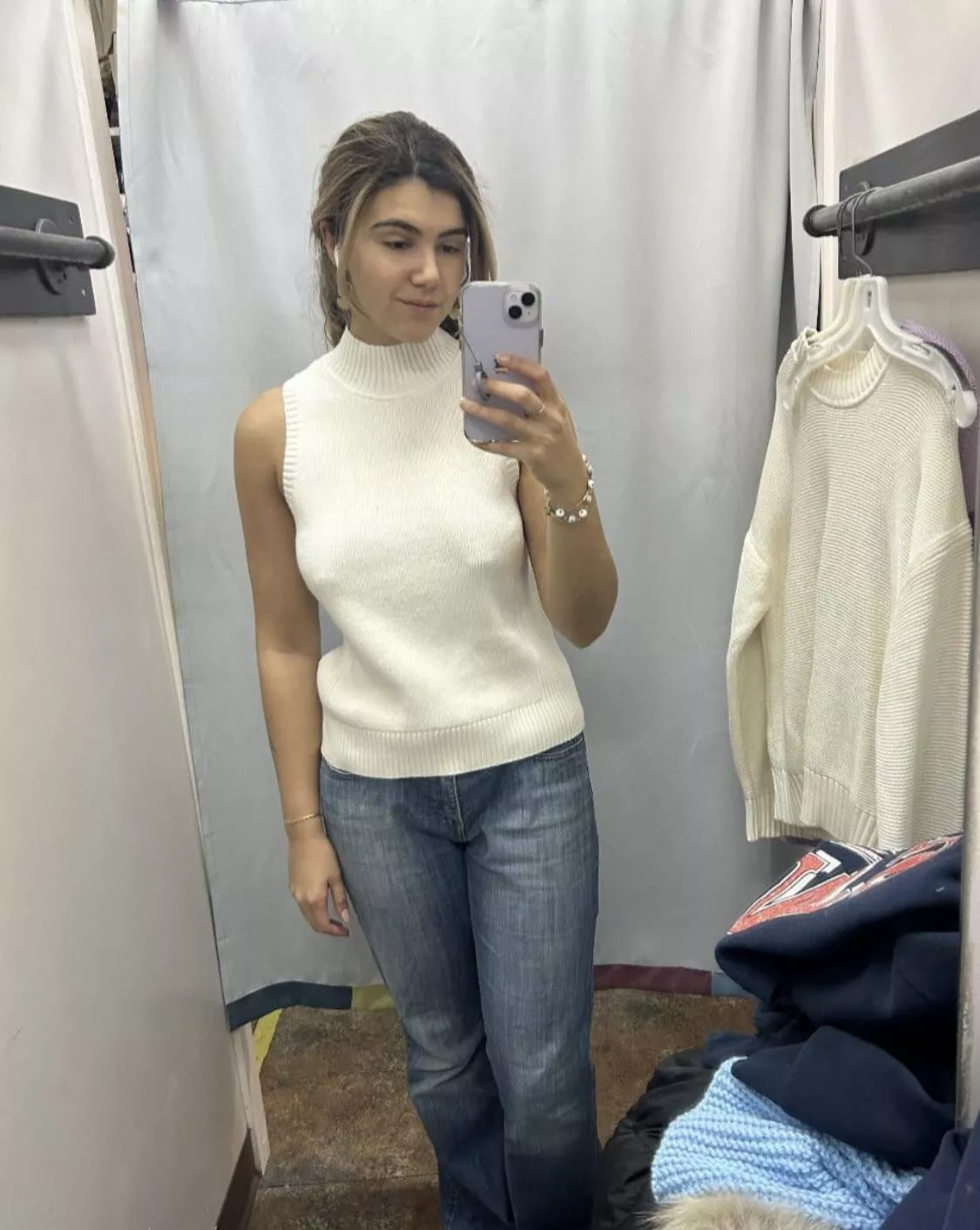 Turtleneck with no bra