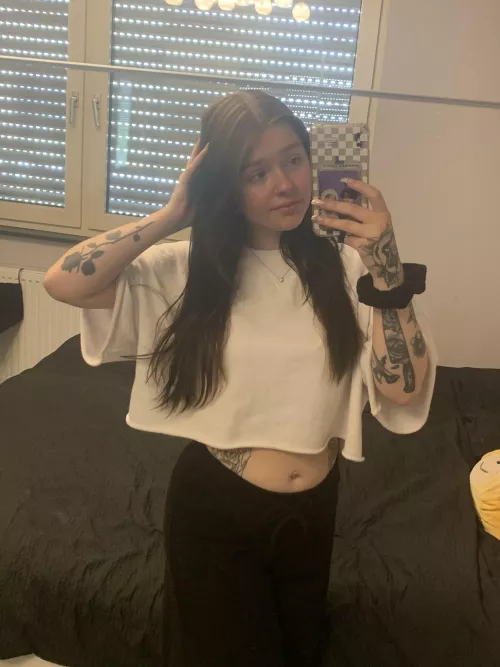 bought a new crop top, do you like it