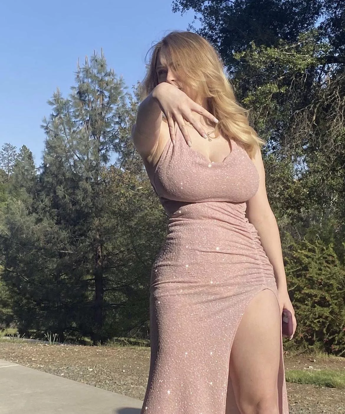 Dress can’t contain them 