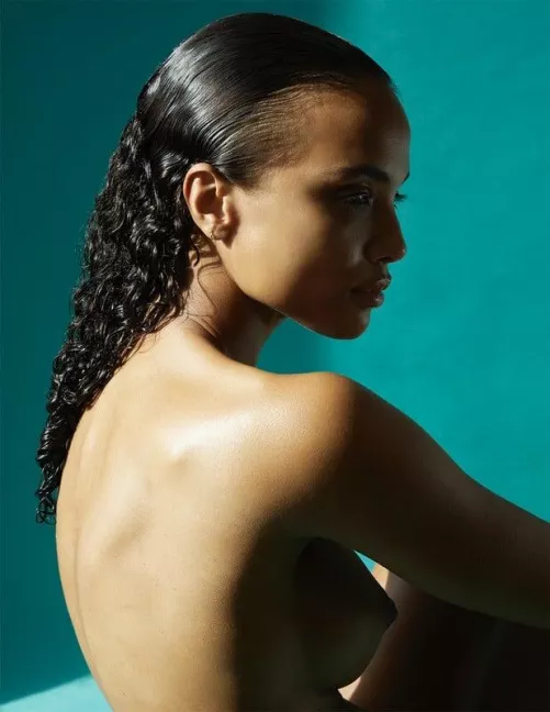 Hannah Donker by Alex Cayley