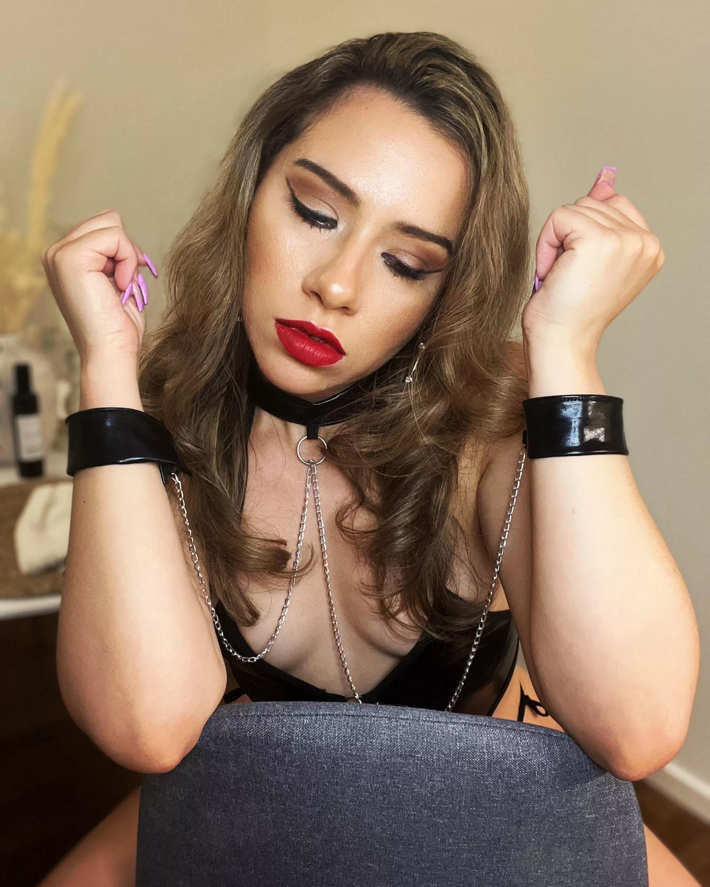 In chains and waiting for you 