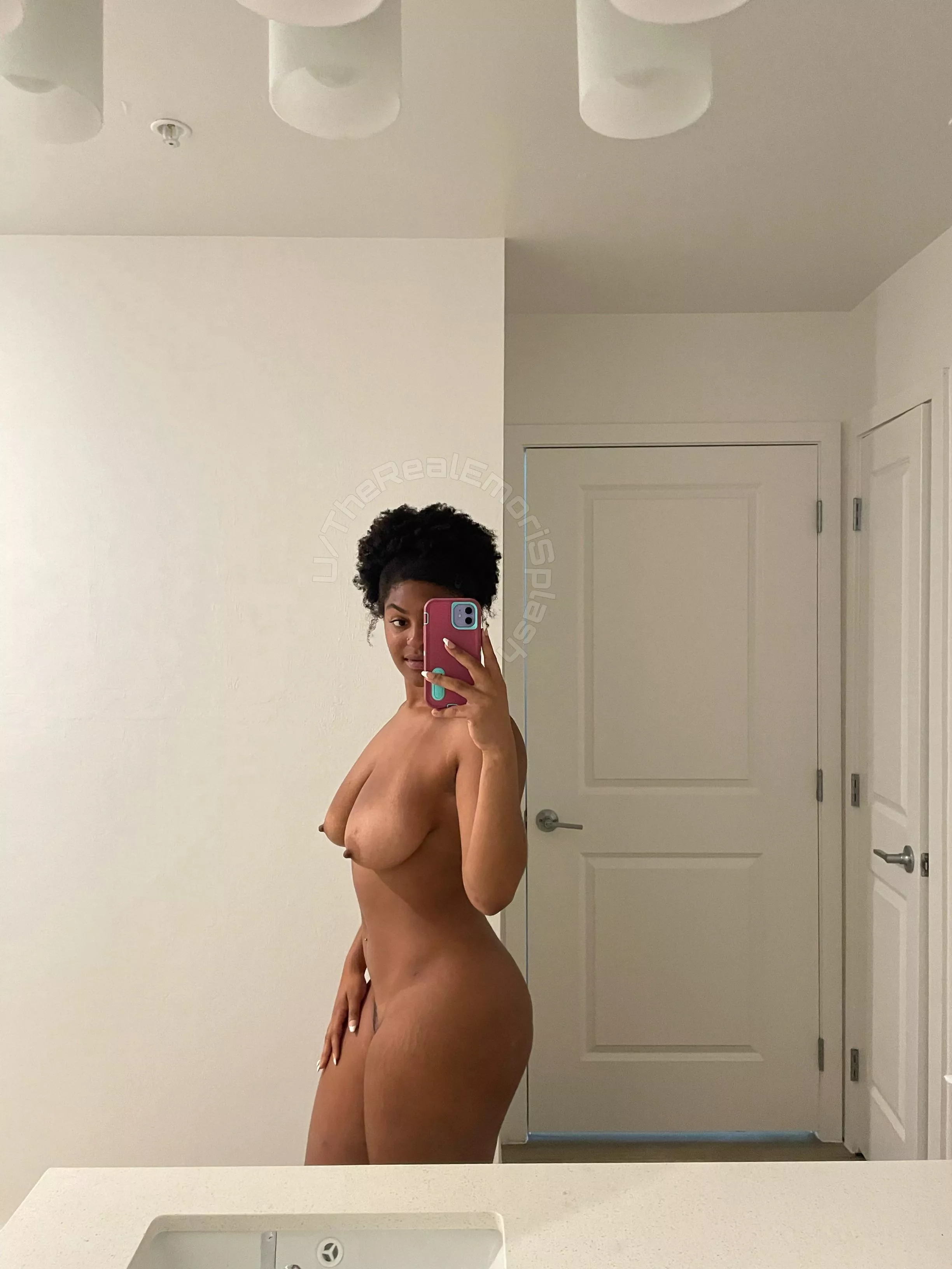 Rate my natural body 1-10?