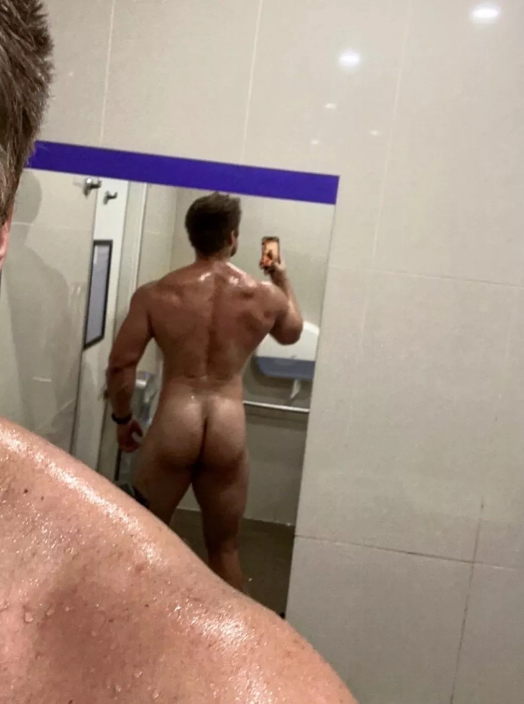 Sweaty squat session