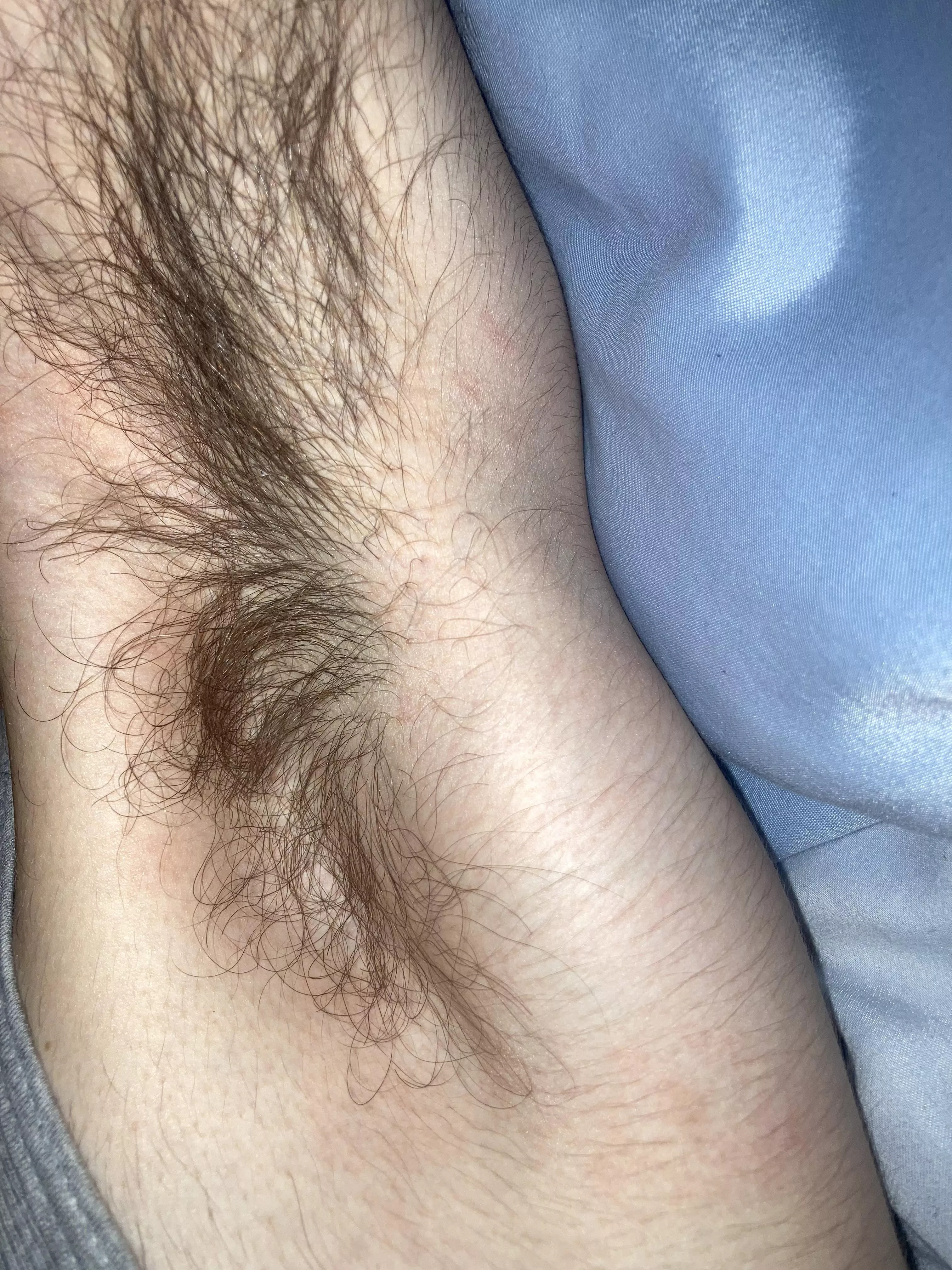 Wanna shoot a load on my pits so I might remember to wear deodorant next time? 😈