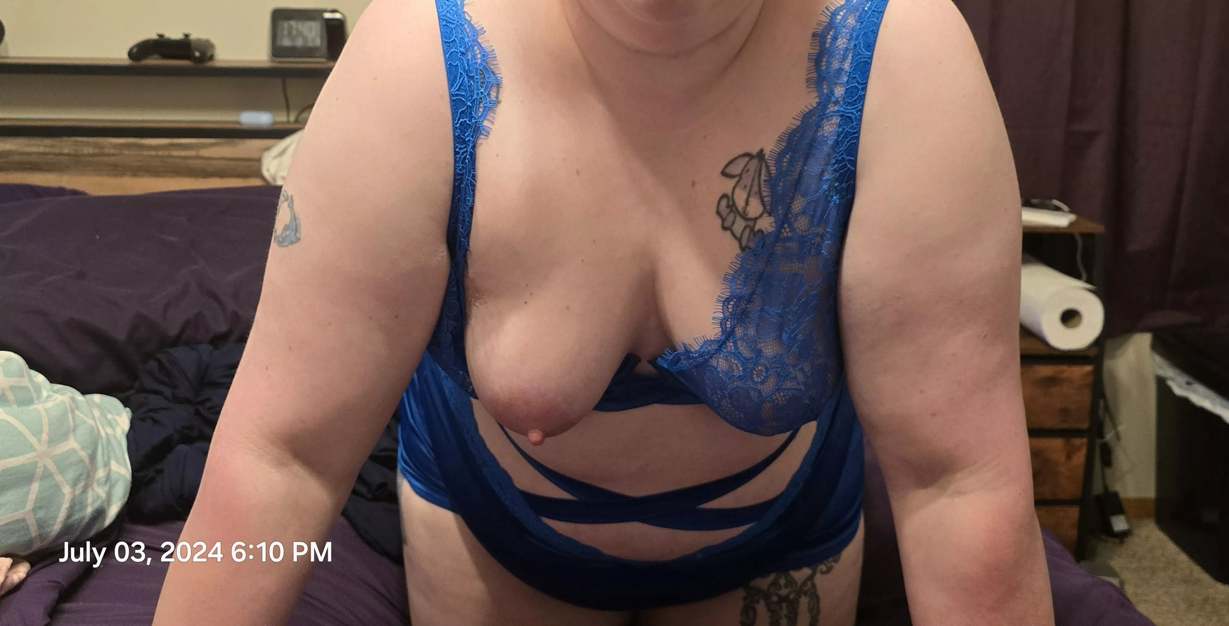 Wish you were under me. 