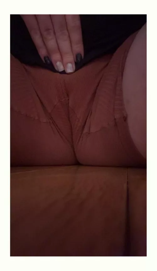 how do you (f)eel aboht camel toes at the gym?