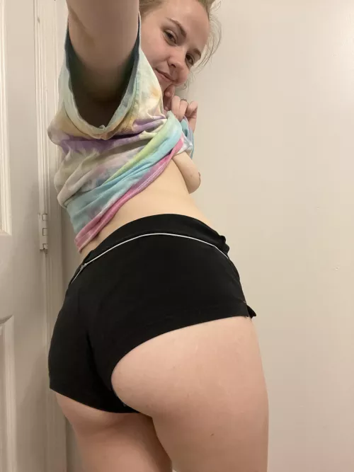 I say booty shorts can be just as good as a sundress 