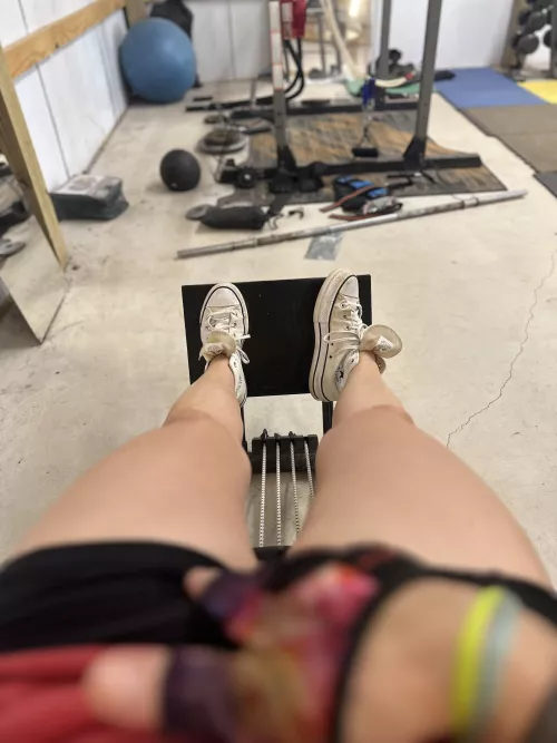 Leg day and Chucks ;) 