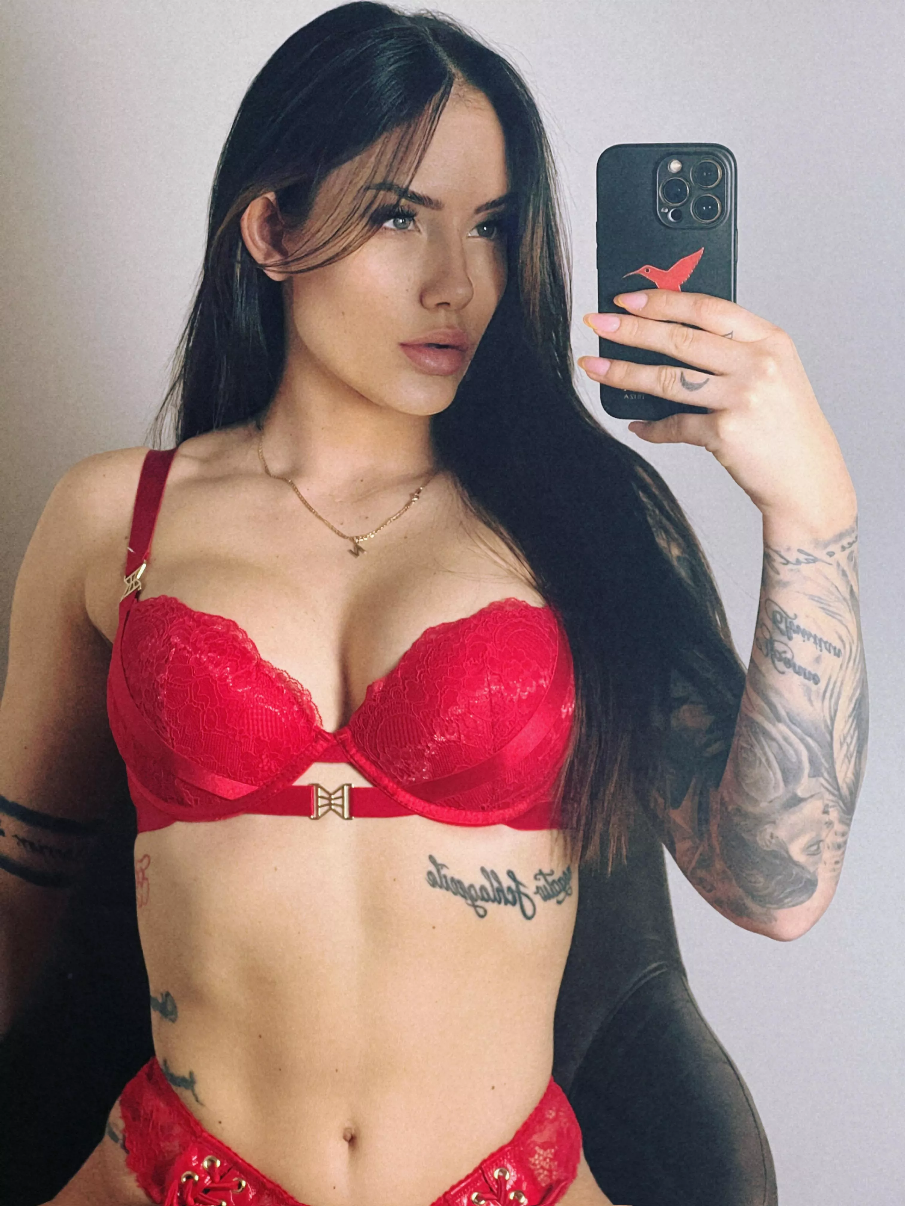 red undies suits me or not