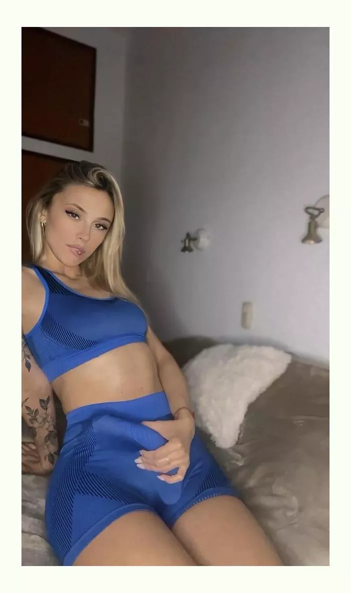 smould i whip it out and feed to you, it's hard rn