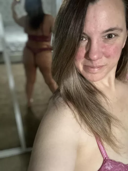 What’s your age i’m courious whos watching 😛 f48