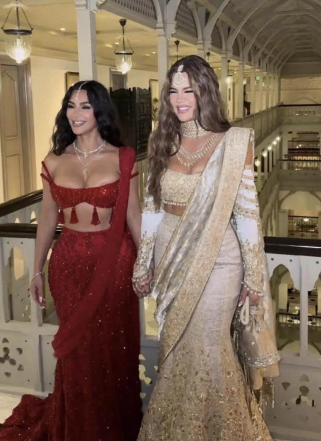 Kim & Chloe arrived in India❤️