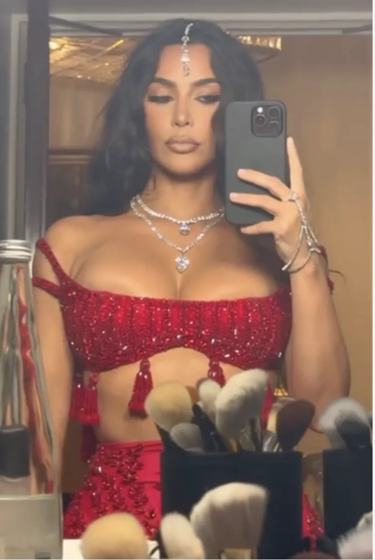 Kim in an Indian Wedding 