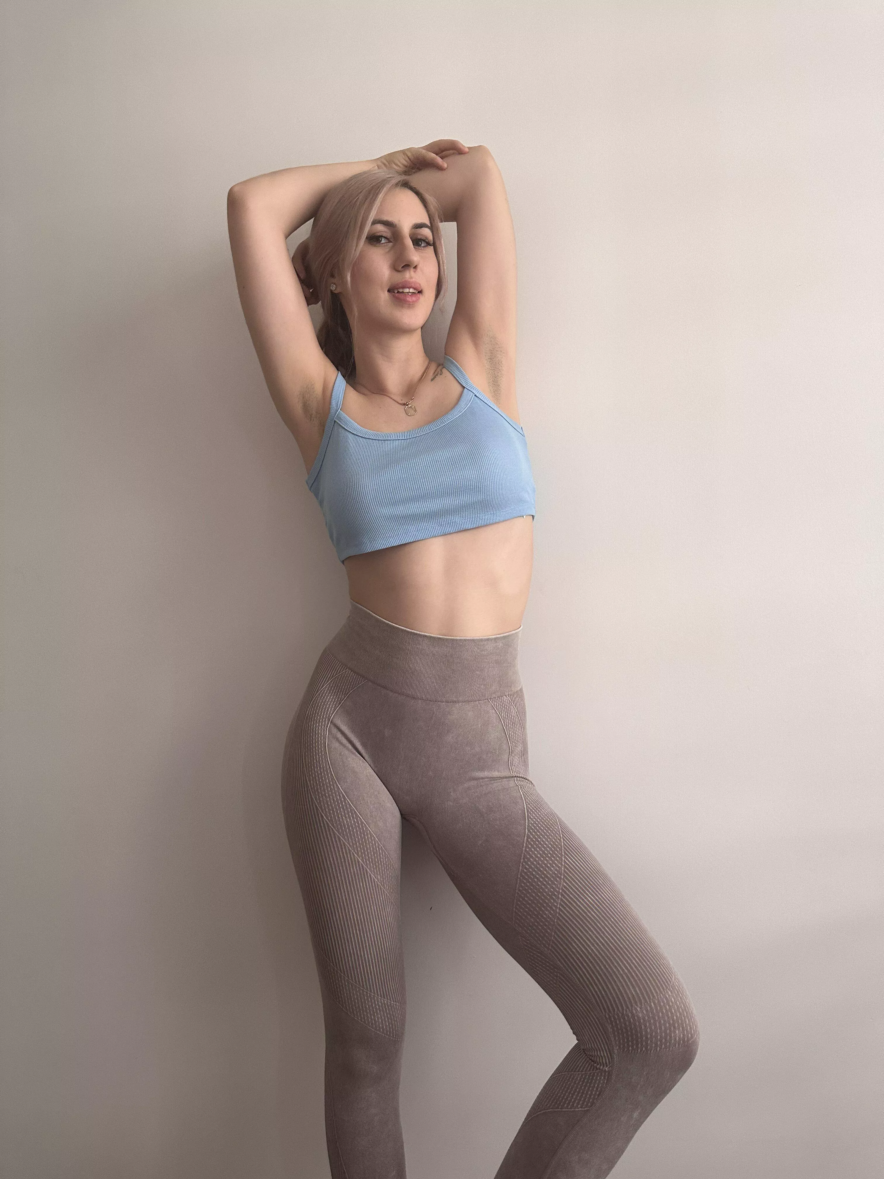 look at my wonderful leggings