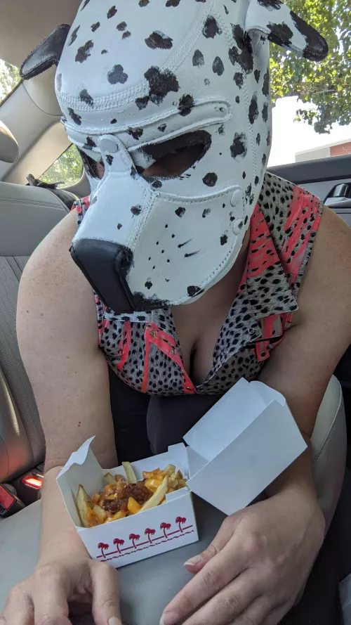 This bitch has got to eat animal-style whenever she can get it!