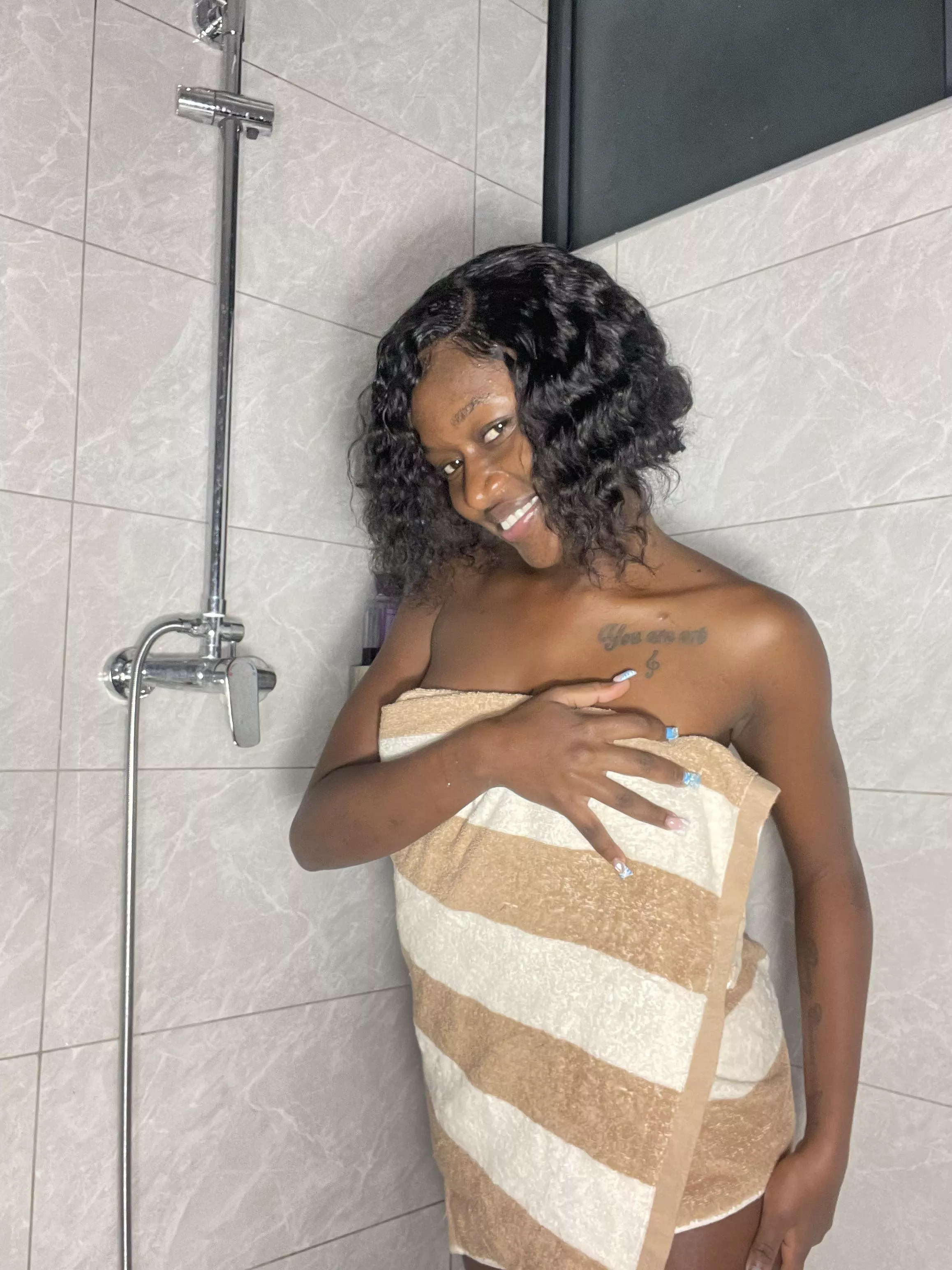 What happens if the towel falls down 