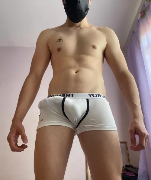 where are the bottoms here?