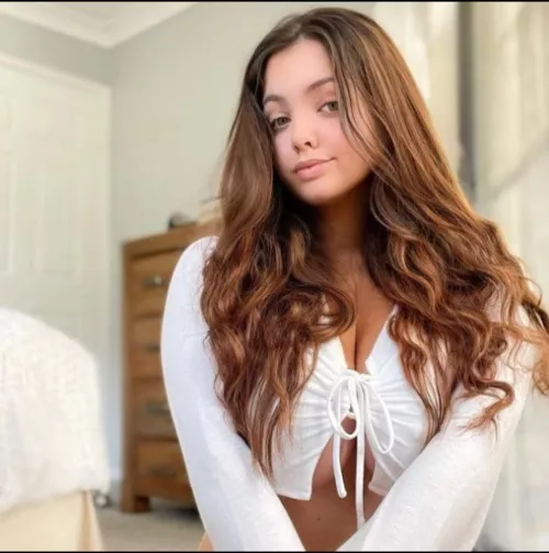 25 [F4M] Sunday morning everybody chilling and fun. I'm alone and bored free today. Add me on tele : Hannahq99