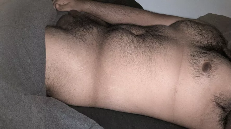 [30] Straight and horny looking to explore with a Bud