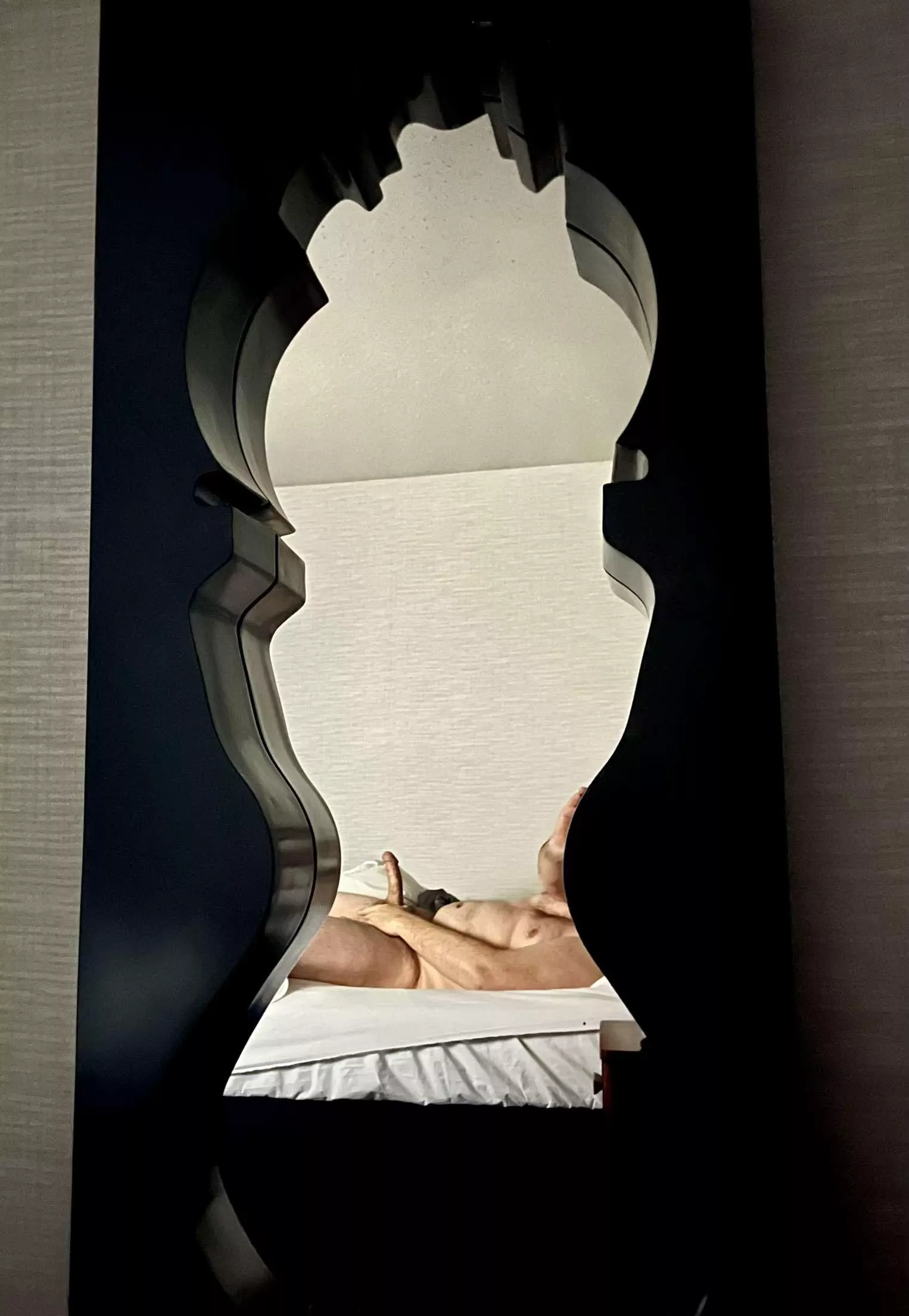 (44) Good place for a hotel mirror