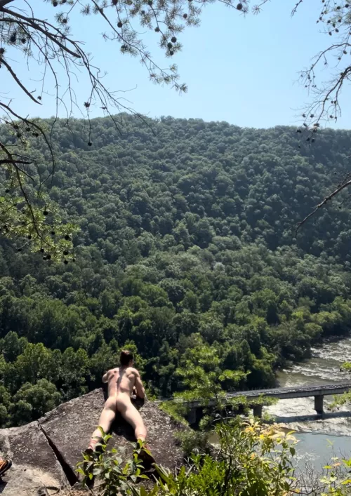 A Good Vantage for an All Body Suntan