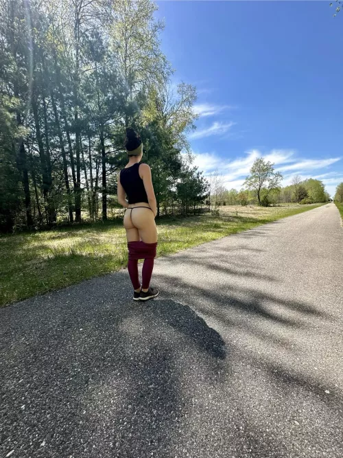 A little nature walk in these 👀