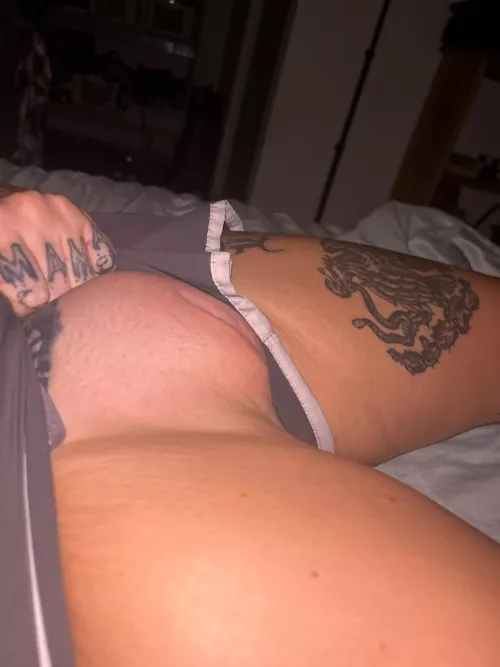 Climb this with your mouth babe ⛰️