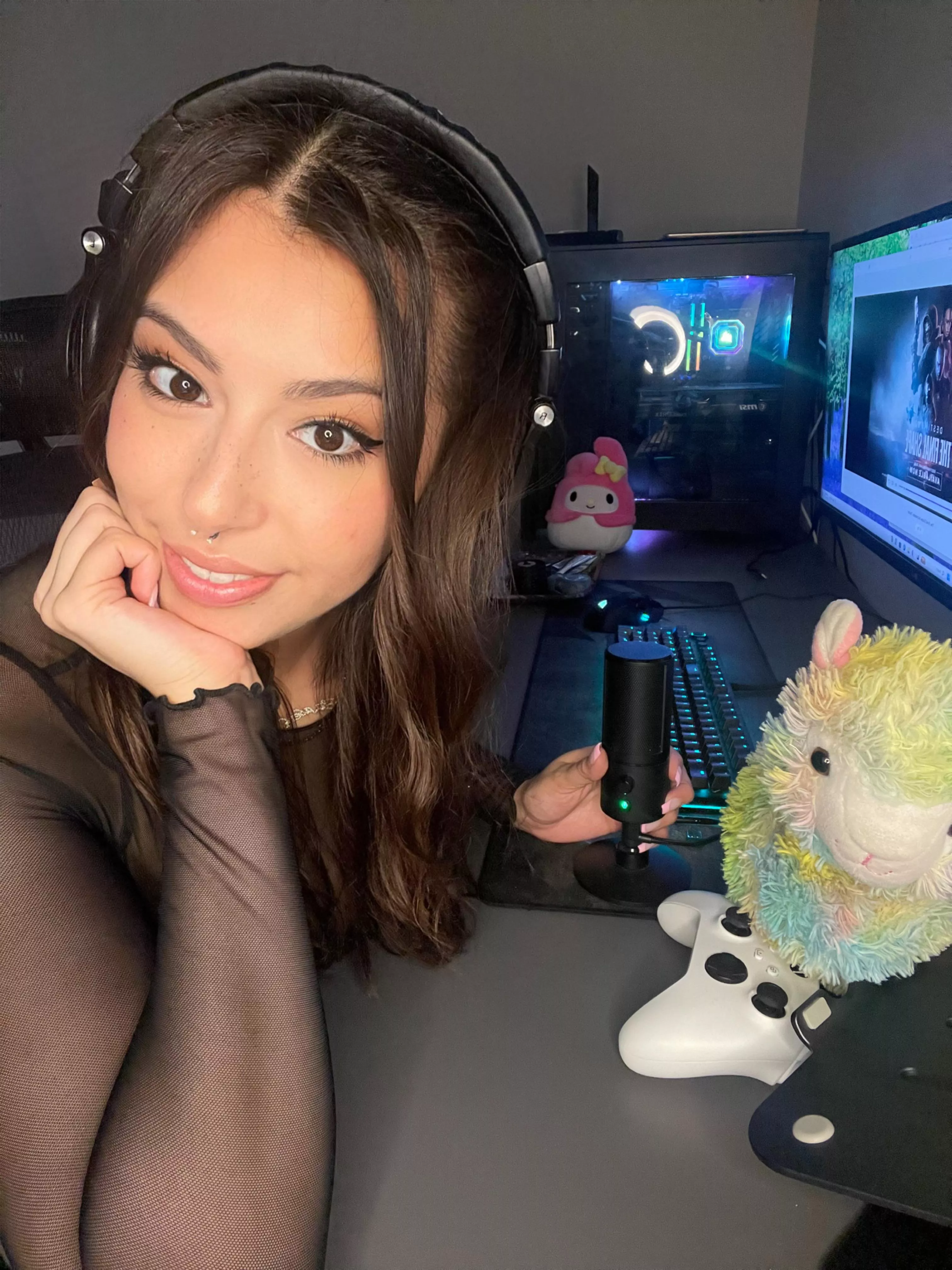 Colombian x Cuban & Asian 