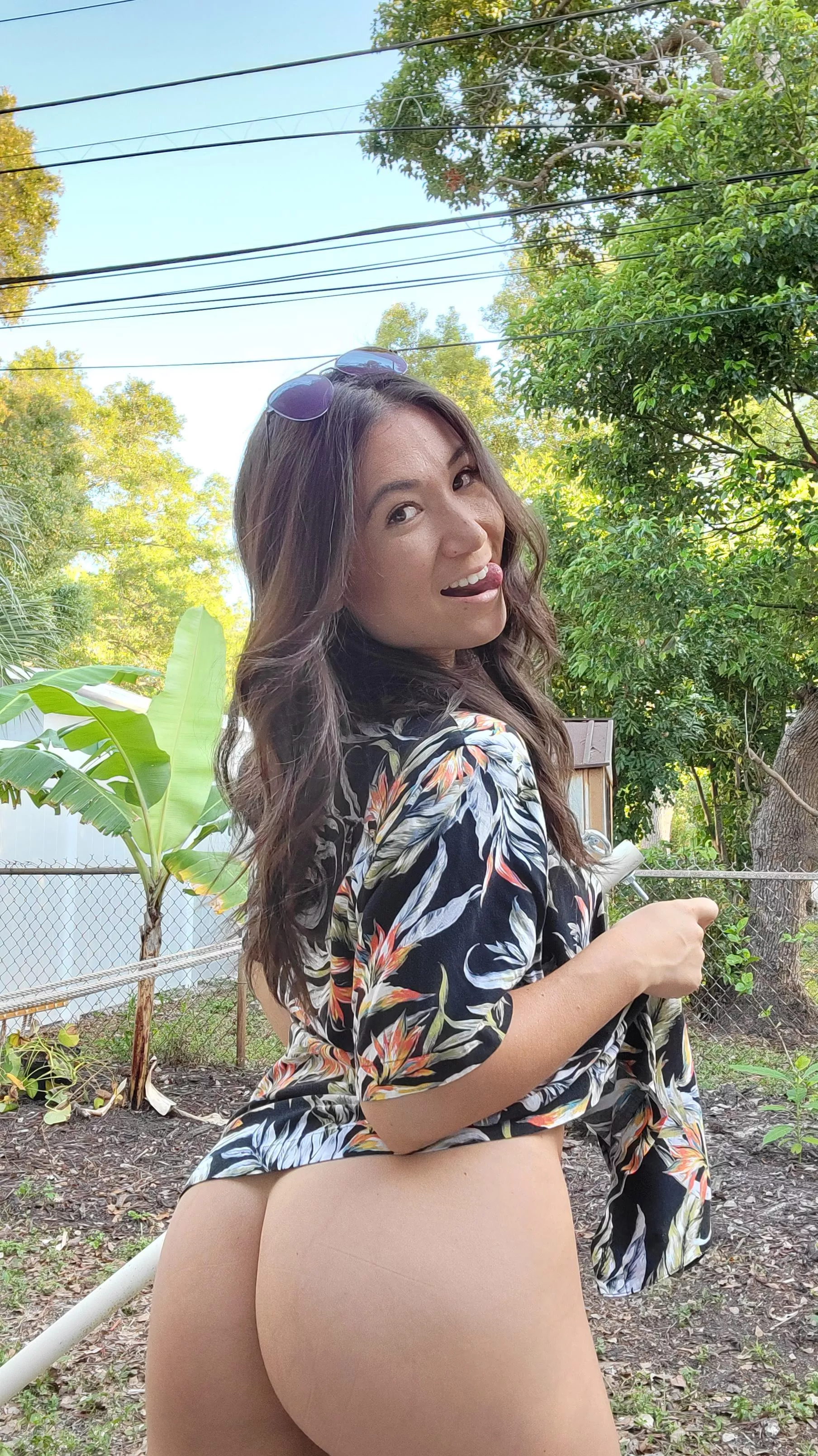 Handle with care; it's my favorite tiny asset. 😉